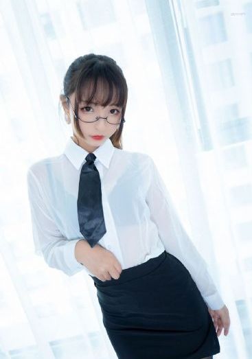 挣扎吧亚当君第一季免费播放
